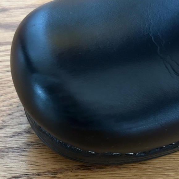 Dansko Black Professional Leather Clog Size 7.5 - 8 Style 047020202 MSRP 145.00 - Picture 7 of 12